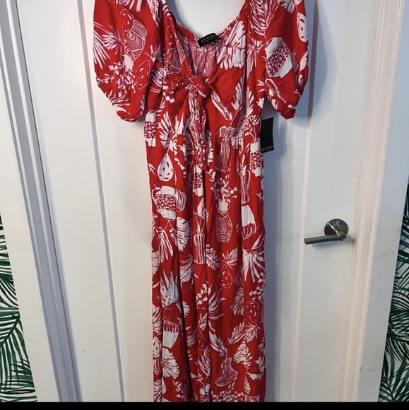 Red Eloquii tie front dress - Picture 3 of 6